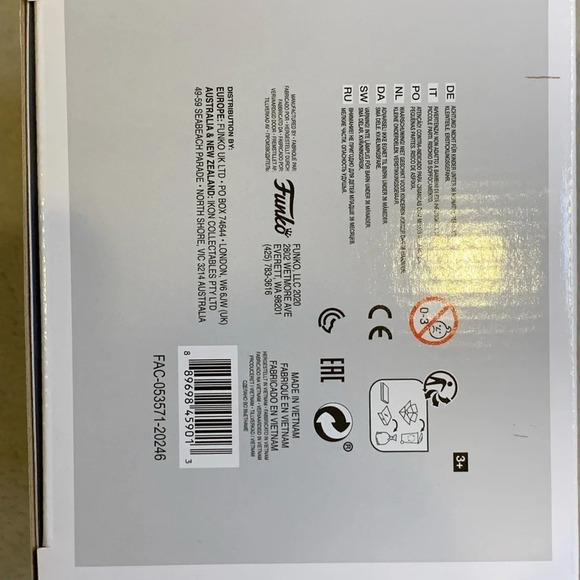 Nib Funko Pop! Deluxe:40th anniversary 
Star Wars Battle at Echo Base Series - Picture 16 of 16